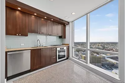 1 Renaissance Square #V4E, White Plains, NY 10601 - Photo 2