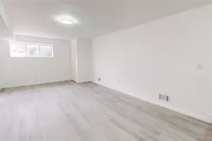 109 Lyceum Ct, New York, NY 10310 - Photo 10