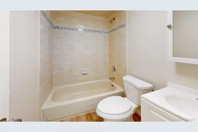 109 Lyceum Court, New York, NY 10310 - Photo 12