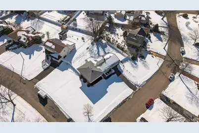 8 Whitebirch Lane, Commack, NY 11725 - Photo 34