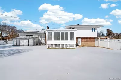 8 Whitebirch Lane, Commack, NY 11725 - Photo 32