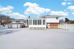 8 White Birch Ln, Commack, NY 11725 - Photo 32