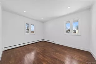 8 White Birch Ln, Commack, NY 11725 - Photo 14