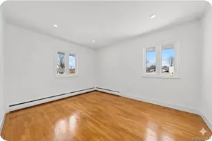 8 White Birch Ln, Commack, NY 11725 - Photo 16