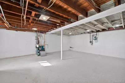 8 Whitebirch Lane, Commack, NY 11725 - Photo 26