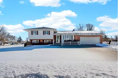 8 Whitebirch Lane, Commack, NY 11725 - Photo 1