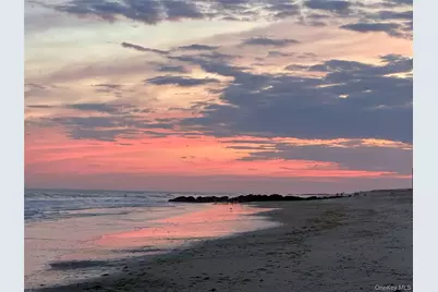 33 Bath Street, Long Beach, NY 11561 - Photo 22