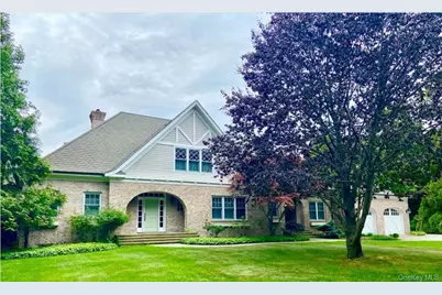 190 Jackson Landing, Mattituck, NY 11952 - Photo 2