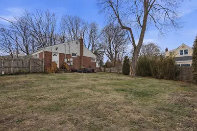 45 Oakley Drive, Huntington, NY 11746 - Photo 6