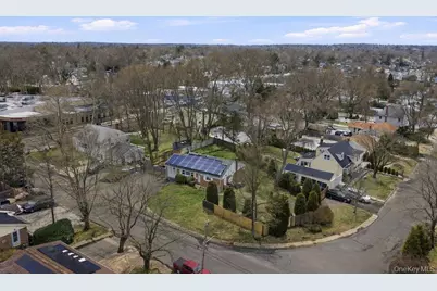 45 Oakley Drive, Huntington, NY 11746 - Photo 10