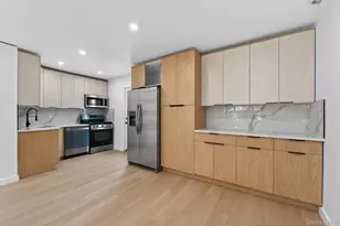 114-25 200th St, Saint Albans, NY 11412 - Photo 1