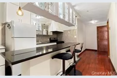 142-29 37th Avenue #5A, Flushing, NY 11354 - Photo 2