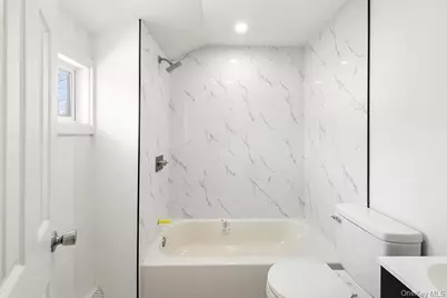 15 Gardiners Road, Sound Beach, NY 11789 - Photo 6