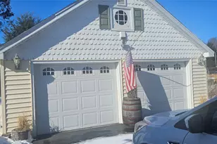 108 St Andrews Rd, Walden, NY 12586 - Photo 2