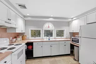 5 Stafford Ln, Stony Brook, NY 11790 - Photo 38