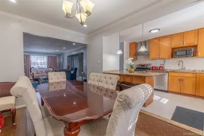 25708 147th Avenue, Rosedale, NY 11422 - Photo 12