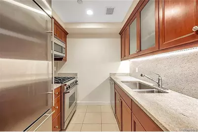 10 City Place #3D, White Plains, NY 10601 - Photo 8