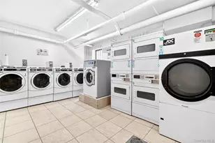 2 Greenridge Ave, White Plains, NY 10605 - Photo 32