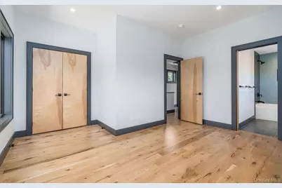 216 North Street, Greenport, NY 11944 - Photo 10