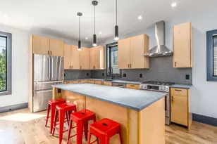 216 North St, Greenport, NY 11944 - Photo 2