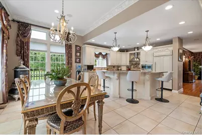 44 Legends Circle, Melville, NY 11747 - Photo 12