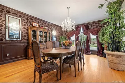 44 Legends Circle, Melville, NY 11747 - Photo 6