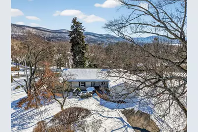 7 Wodenethe Drive S, Beacon, NY 12508 - Photo 1