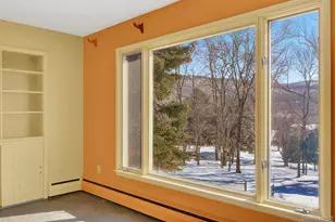 7 Wodenethe Dr S, Beacon, NY 12508 - Photo 8