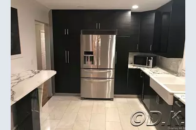 469 E Park Avenue #Upper, Long Beach, NY 11561 - Photo 2