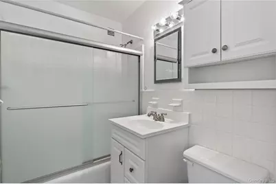 90-50 Union Turnpike #15H, Glendale, NY 11385 - Photo 14