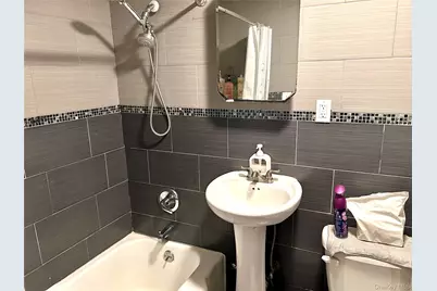 237 Willow Street, Yonkers, NY 10701 - Photo 8