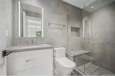 7 Mirrielees Road, Great Neck, NY 11021 - Photo 30