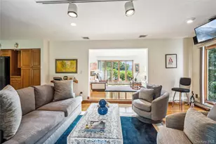 10 Tradewinds Dr, Bayville, NY 11709 - Photo 8