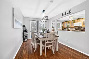 16 Village Green, Bardonia, NY 10954 - Photo 4