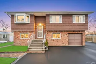 5494 Expressway Dr S, Holtsville, NY 11742 - Photo 2