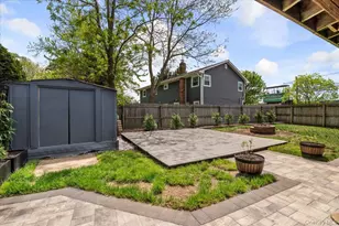 570 Conklin St, Farmingdale, NY 11735 - Photo 22