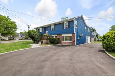 570 Conklin Street, Farmingdale, NY 11735 - Photo 2