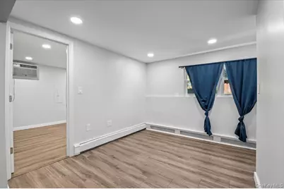 570 Conklin Street, Farmingdale, NY 11735 - Photo 10