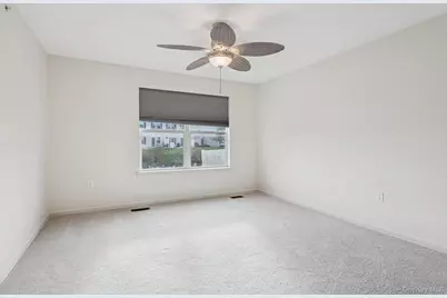 37 Weatherby Lane, Central Islip, NY 11722 - Photo 10