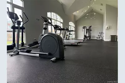 138 Weatherby Lane, Central Islip, NY 11722 - Photo 24