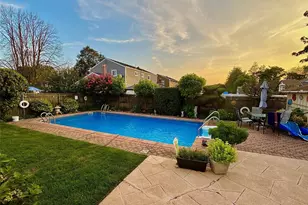 44 Wallace Dr, Plainview, NY 11803 - Photo 22