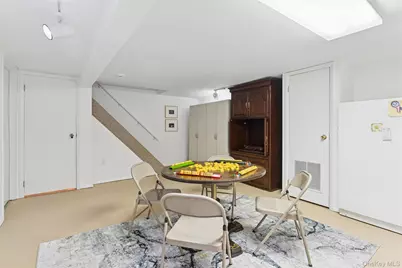 44 Wallace Drive, Plainview, NY 11803 - Photo 20