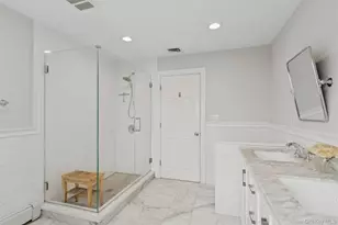 2539 Washington Ave, Oceanside, NY 11572 - Photo 30