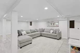 2539 Washington Ave, Oceanside, NY 11572 - Photo 32