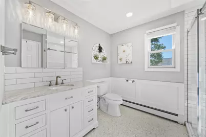 231 46th Street, Lindenhurst, NY 11757 - Photo 16