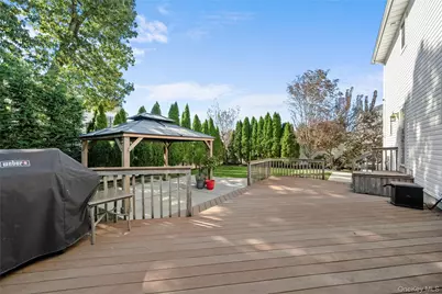 231 46th Street, Lindenhurst, NY 11757 - Photo 24