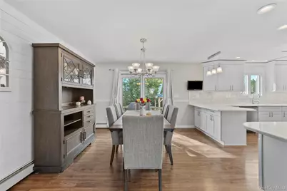 231 46th Street, Lindenhurst, NY 11757 - Photo 10