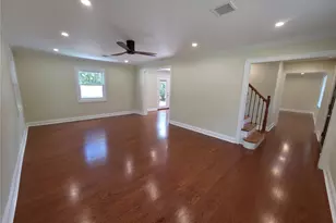 5 Bently Ln, Stony Brook, NY 11790 - Photo 10