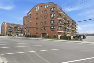 750 W Broadway, Long Beach, NY 11561 - Photo 2