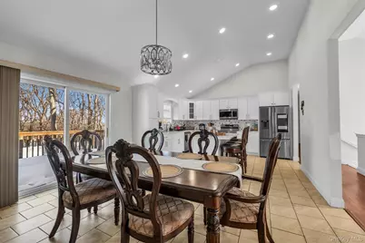 19 Summit, Farmingville, NY 11738 - Photo 8